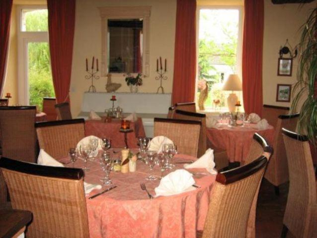 La Ferme Des 3 Maillets Hotel Avaray Bagian luar foto