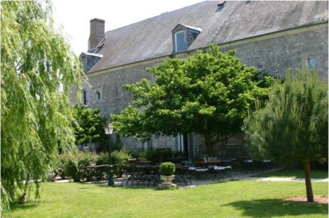 La Ferme Des 3 Maillets Hotel Avaray Bagian luar foto