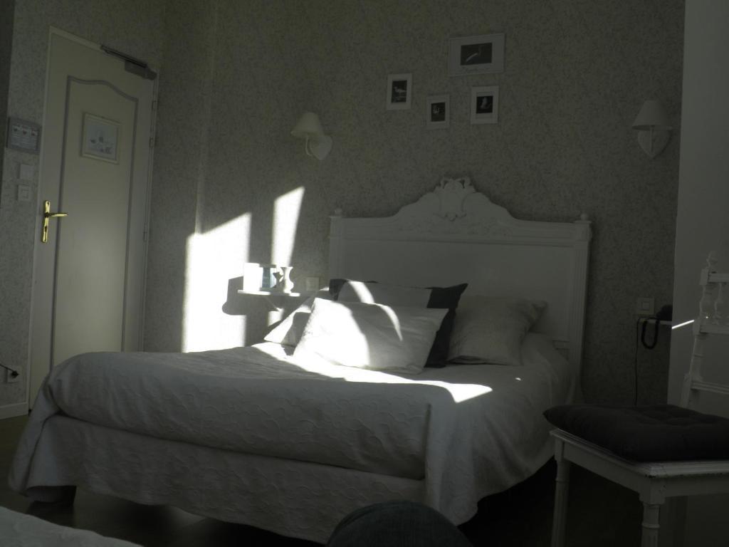 La Ferme Des 3 Maillets Hotel Avaray Ruang foto