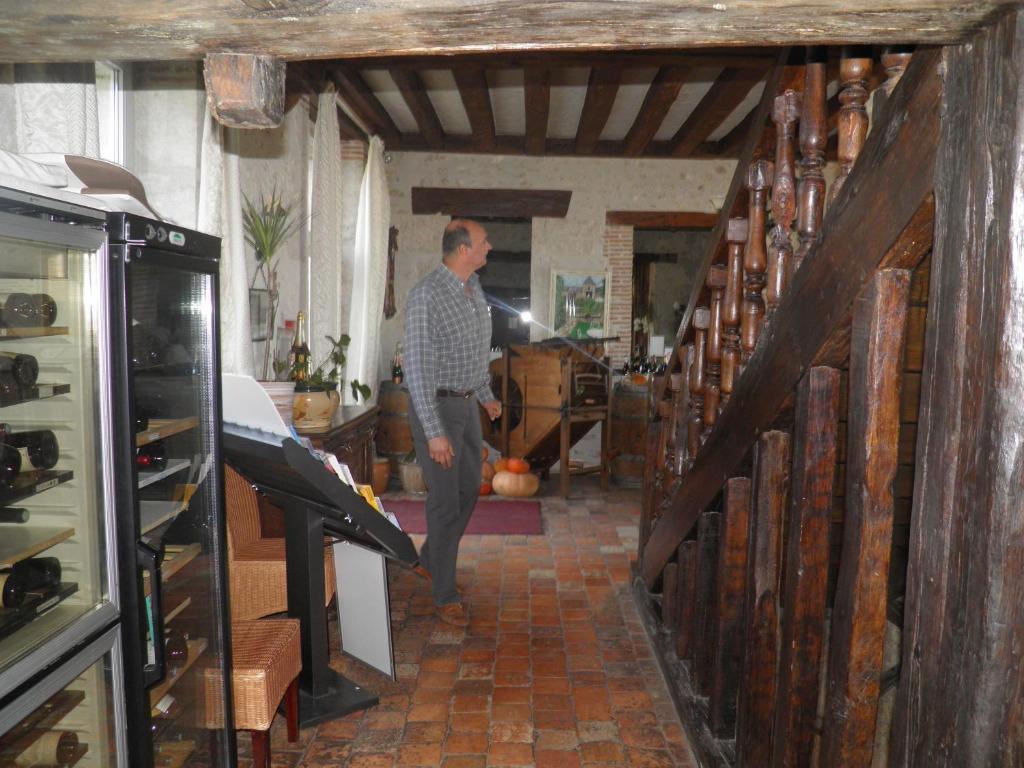 La Ferme Des 3 Maillets Hotel Avaray Bagian luar foto