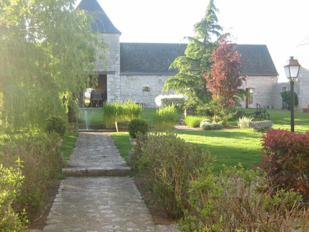 La Ferme Des 3 Maillets Hotel Avaray Bagian luar foto